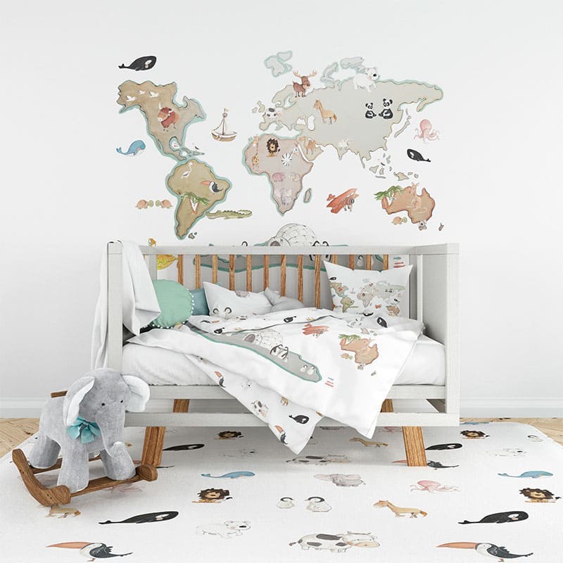 Vinilo infantil Mapamundi con animales - Bebeydecoracion