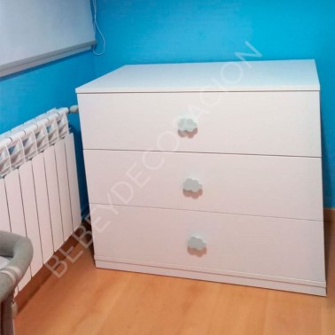 Cómoda con tres cajones de Muebles ROS – Mobiliario bebé