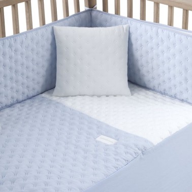 Colcha y protector Soft Celeste