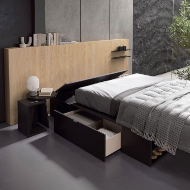 Cama con arcon cajones y piecero con estantes