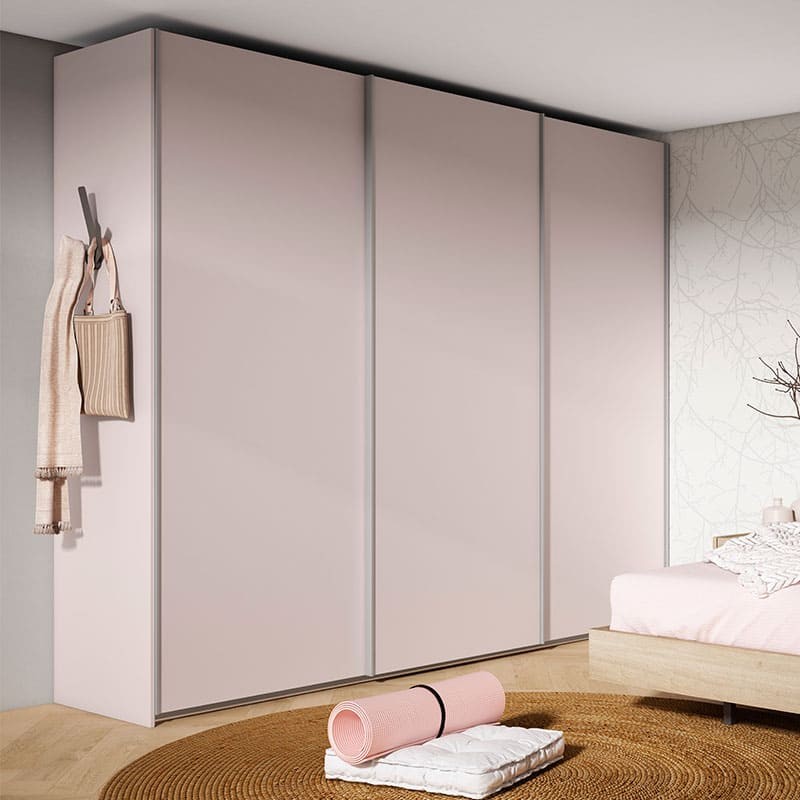 Armario tres puertas correderas RLV