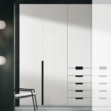 Armario tres puertas y cajones Montes