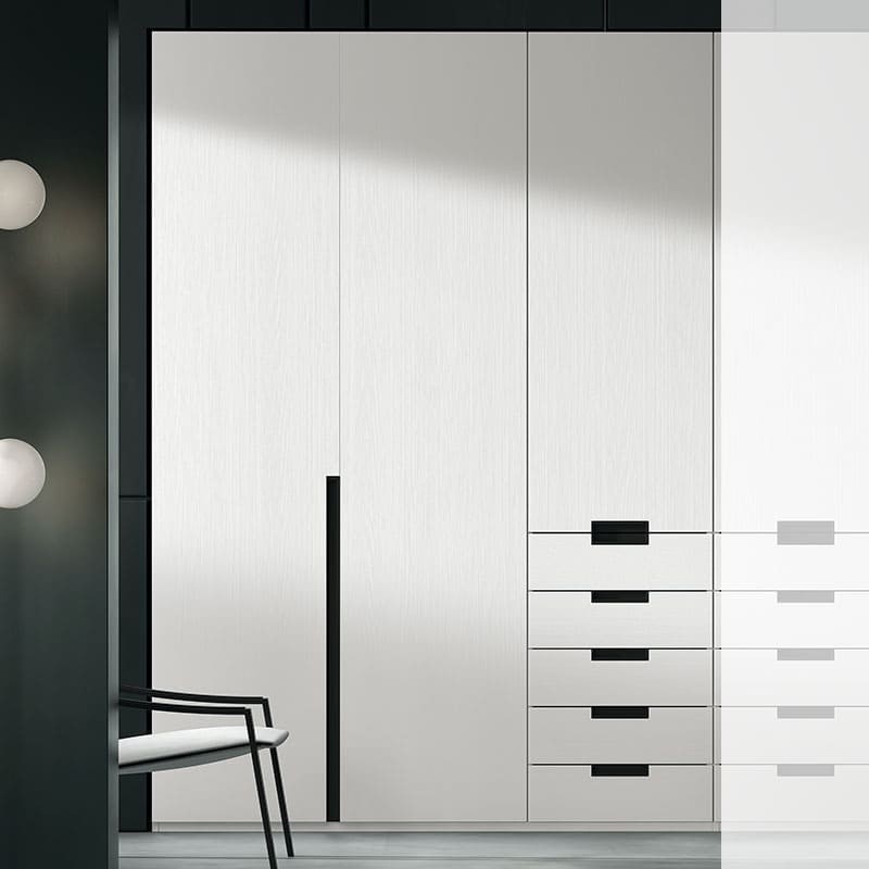 Armario tres puertas y cajones Montes