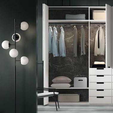 Armario tres puertas y cajones Montes