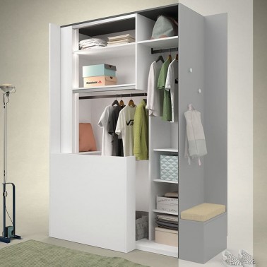 Armario ciego con estanterias plegables